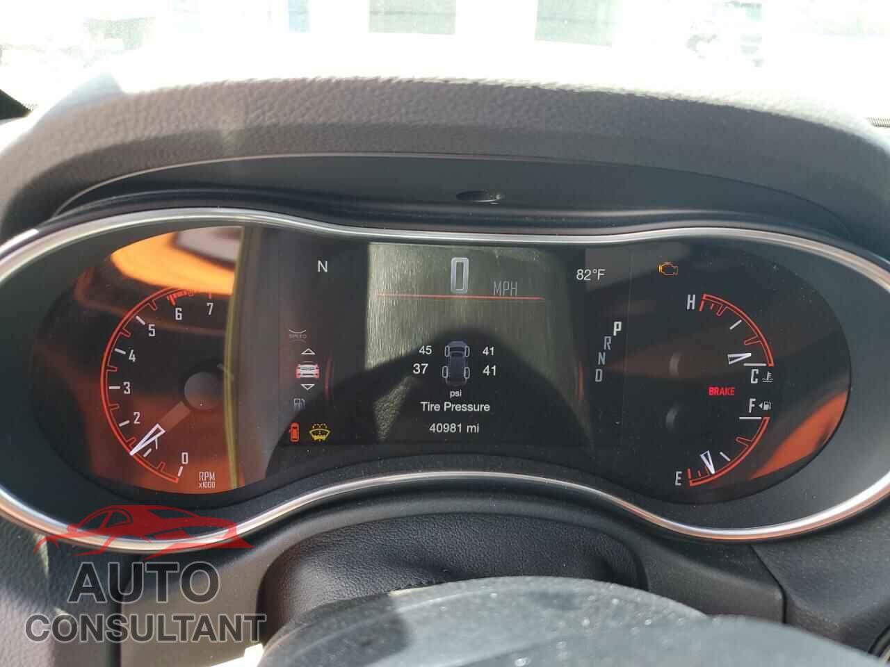 DODGE DURANGO 2019 - 1C4SDJFT5KC631865