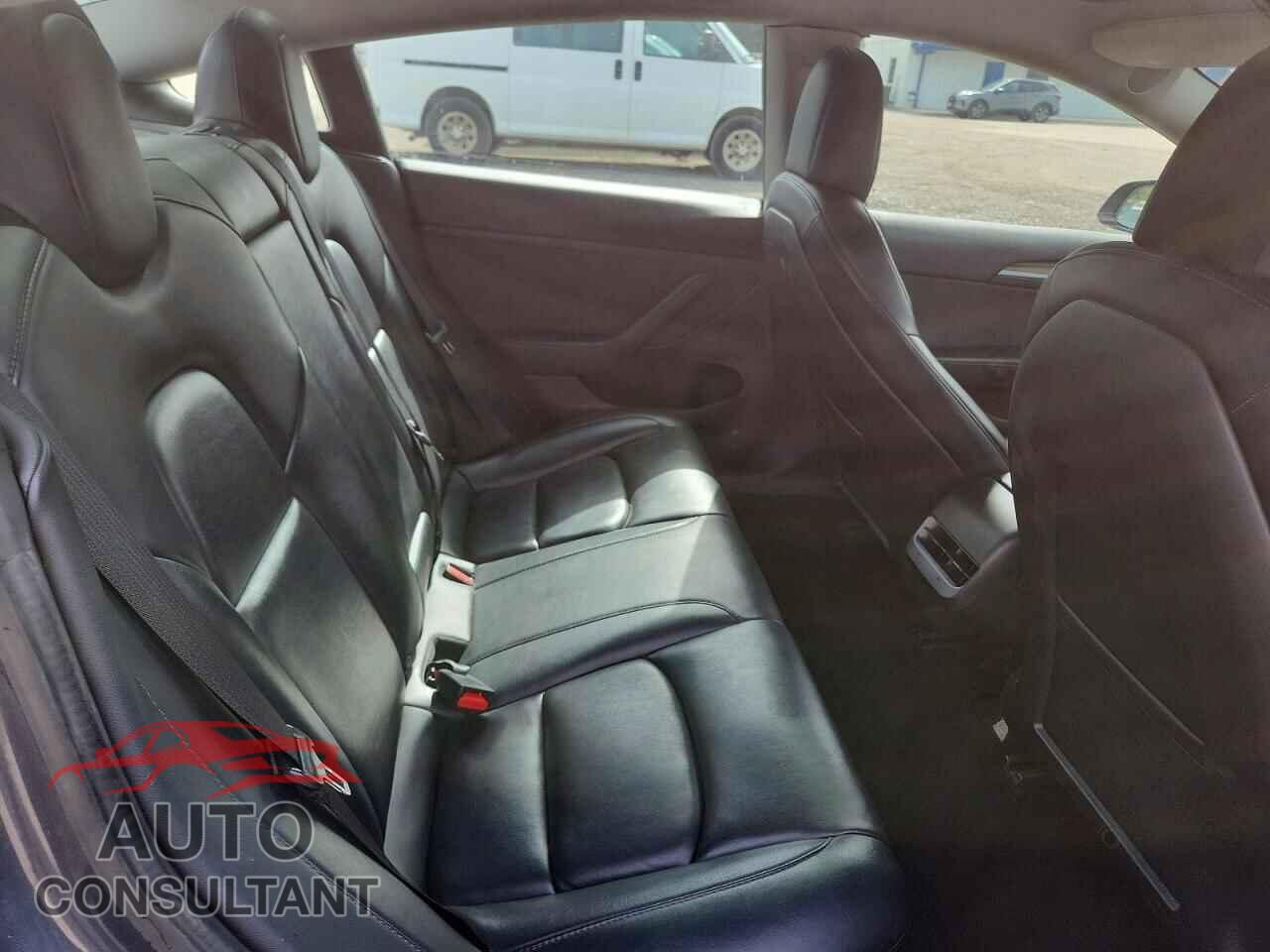 TESLA MODEL 3 2022 - 5YJ3E1EA3NF287784