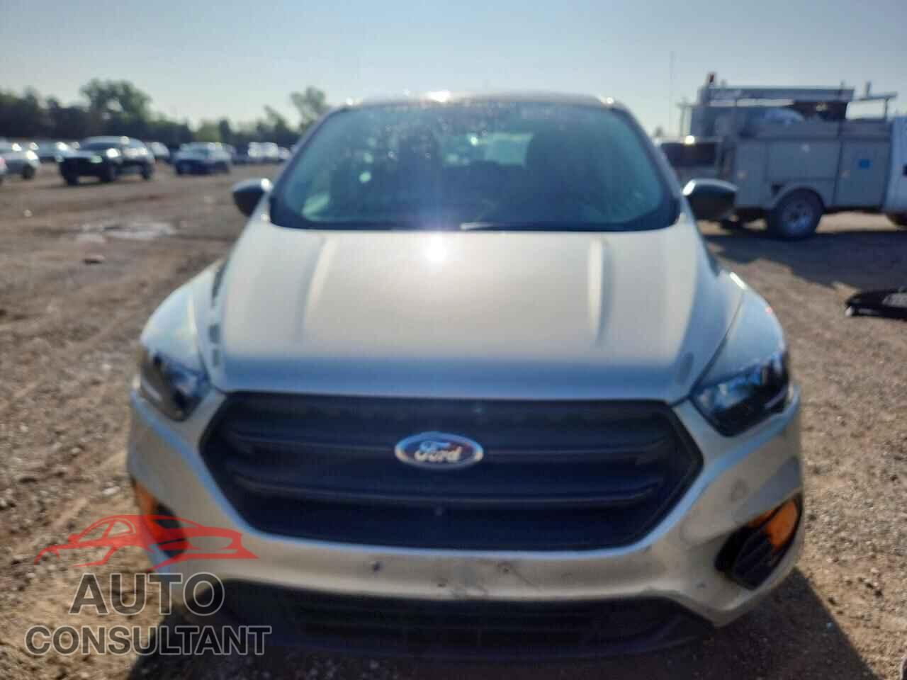 FORD ESCAPE 2018 - 1FMCU0F70JUD41765
