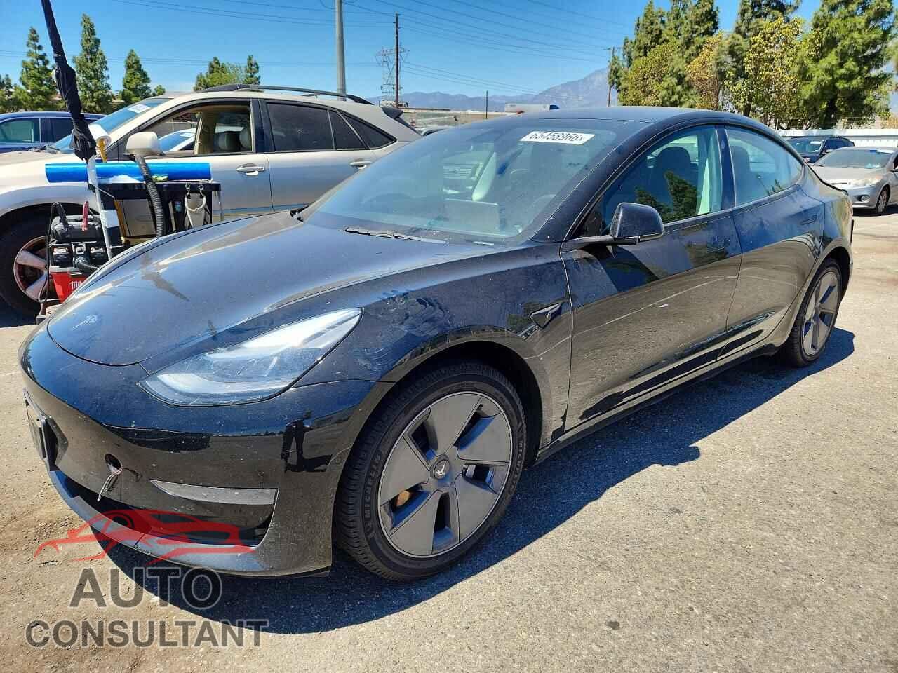 TESLA MODEL 3 2022 - 5YJ3E1EA3NF124732