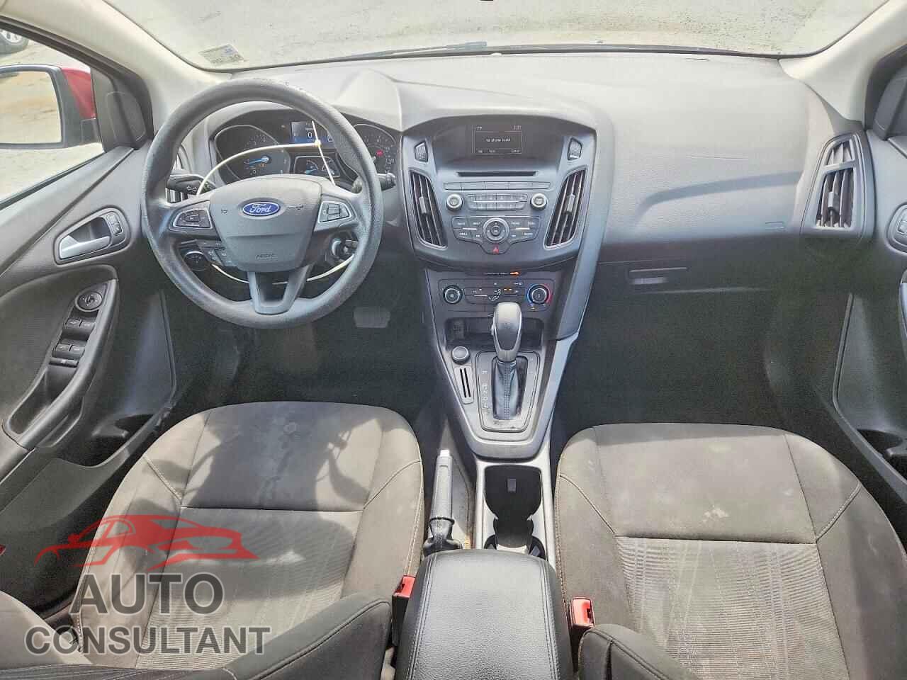 FORD FOCUS 2017 - 1FADP3K2XHL317717