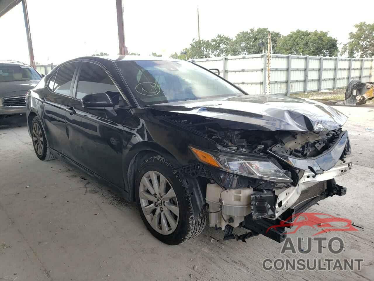TOYOTA CAMRY 2018 - 4T1B11HK4JU086923