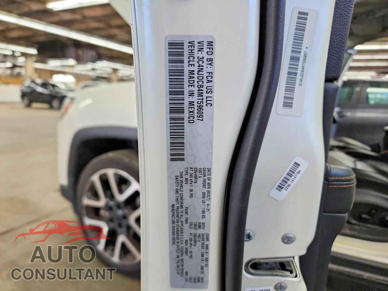 JEEP COMPASS 2021 - 3C4NJDCB4MT596097