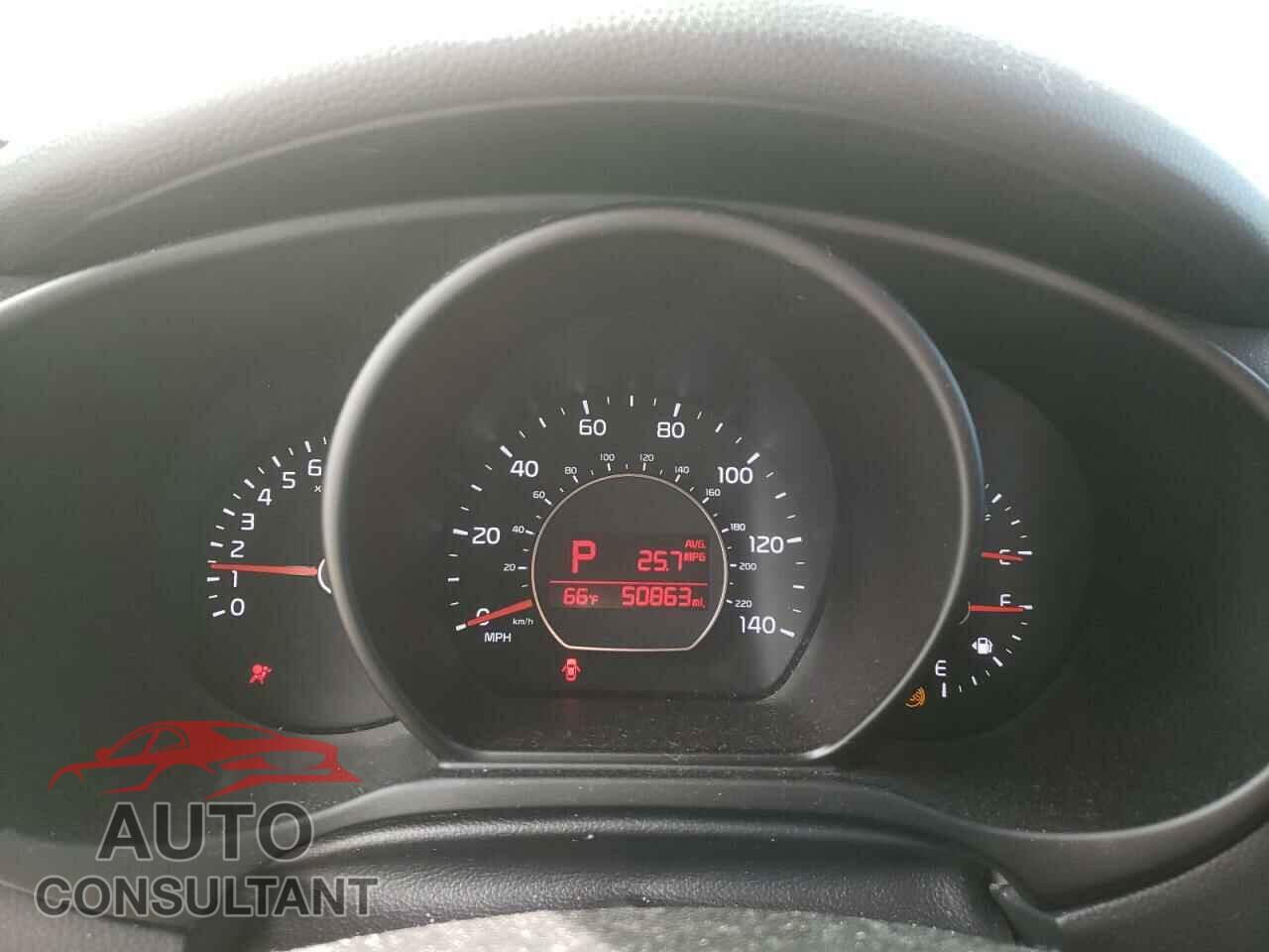 KIA SOUL 2017 - KNDJN2A23H7411719