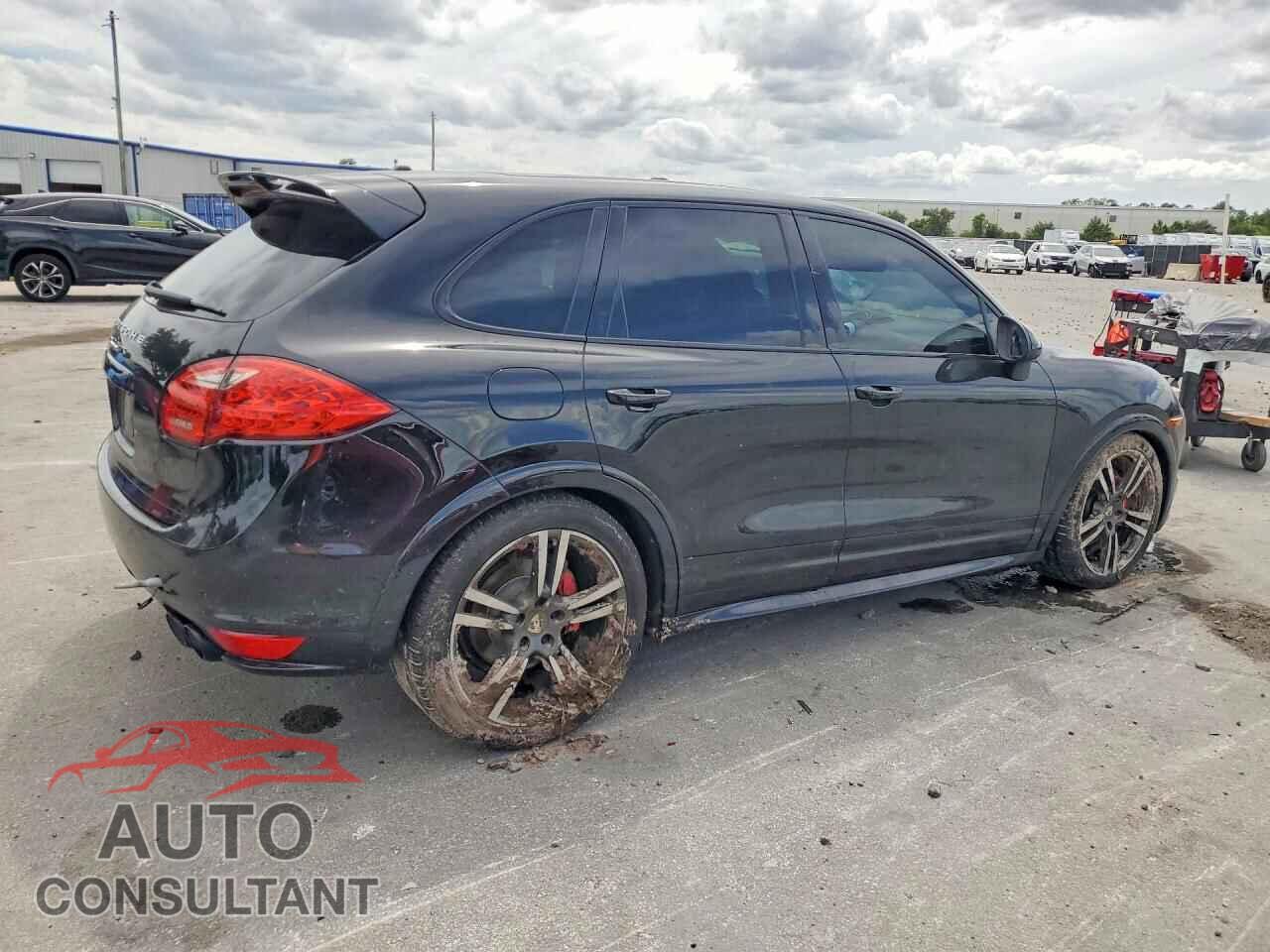 PORSCHE CAYENNE 2013 - WP1AD2A21DLA71456