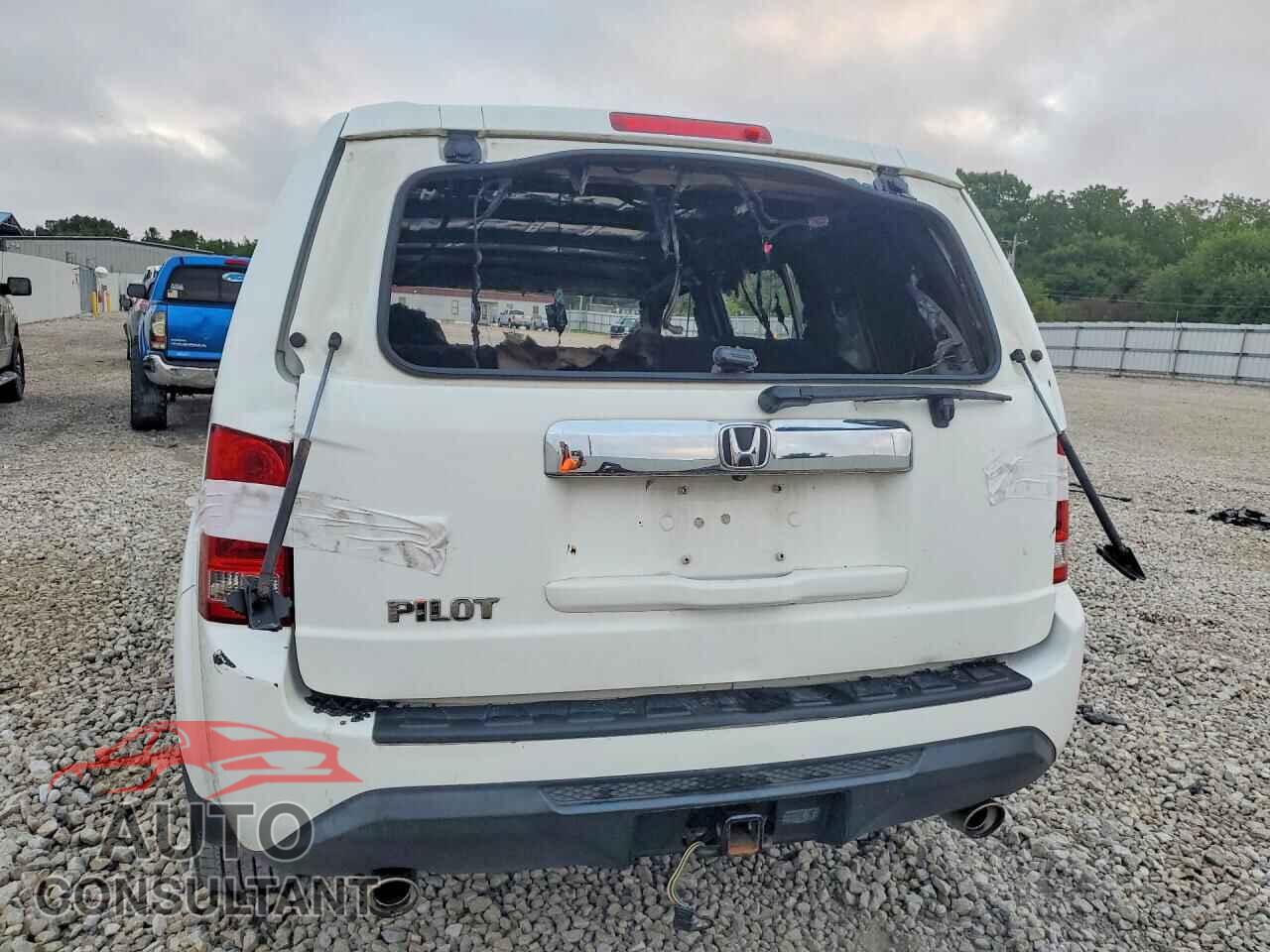 HONDA PILOT 2014 - 5FNYF3H44EB024112