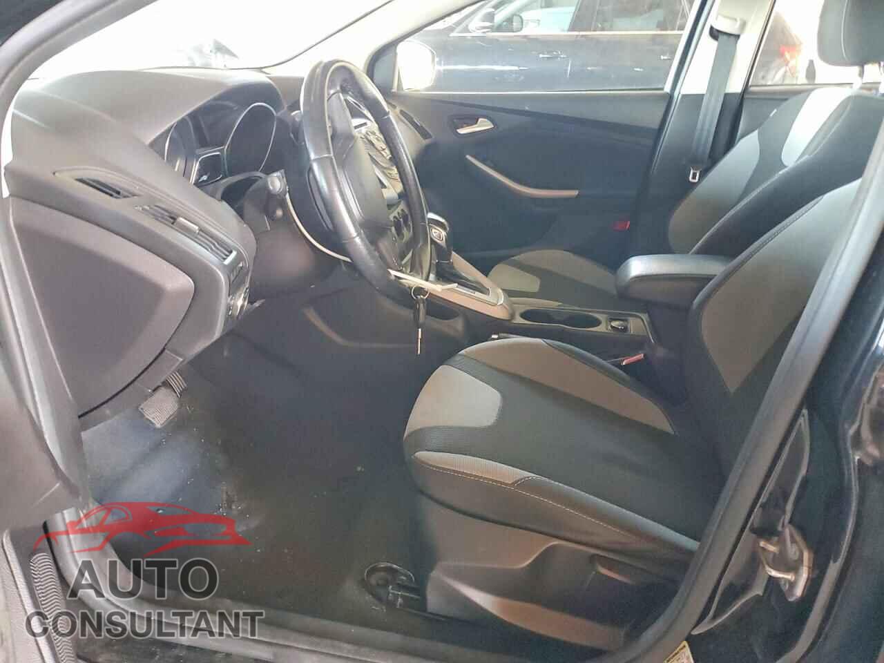 FORD FOCUS 2012 - 1FAHP3F28CL351658