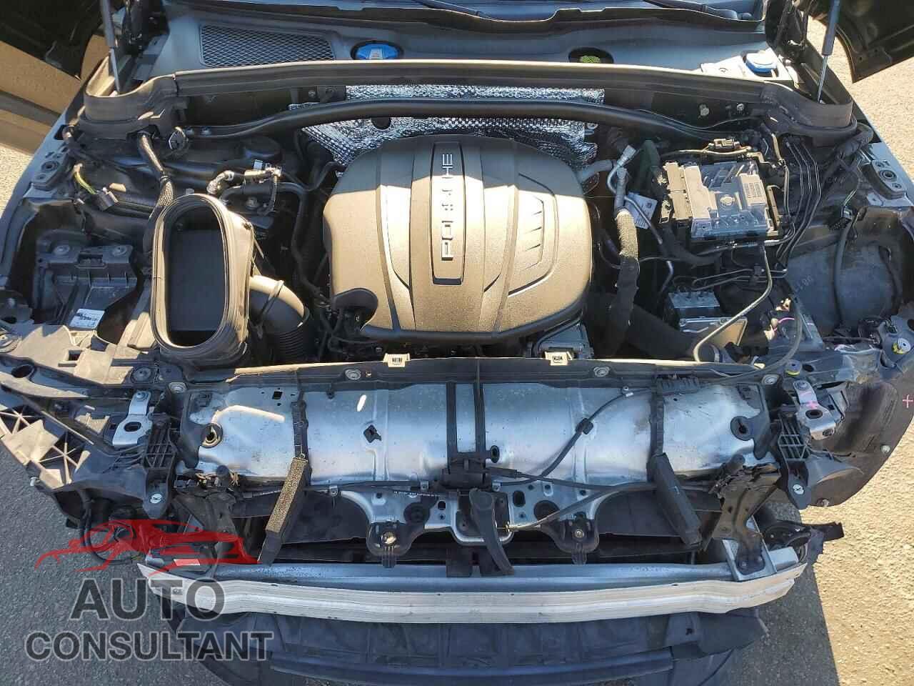 PORSCHE MACAN 2019 - WP1AA2A52KLB01323