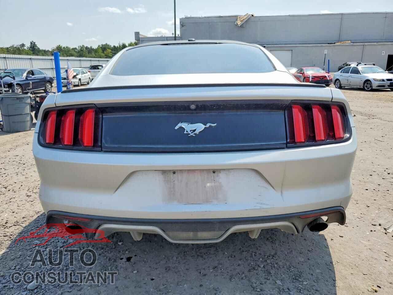 FORD MUSTANG 2015 - 1FA6P8TH0F5393084