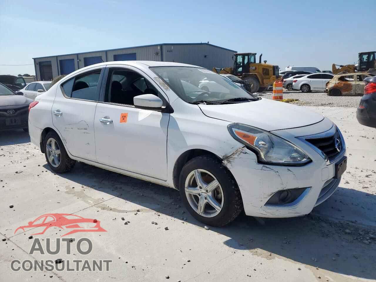 NISSAN VERSA 2017 - 3N1CN7AP3HL890174