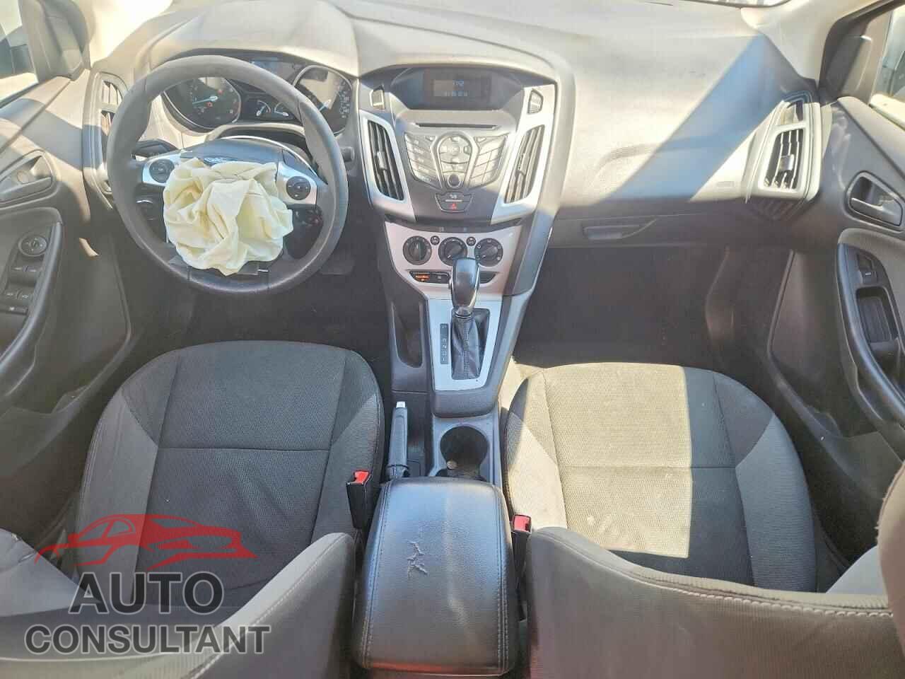 FORD FOCUS 2012 - 1FAHP3F21CL424675