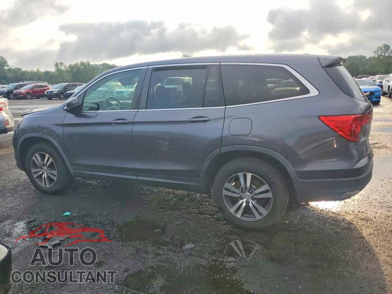 HONDA PILOT 2017 - 5FNYF6H62HB070755