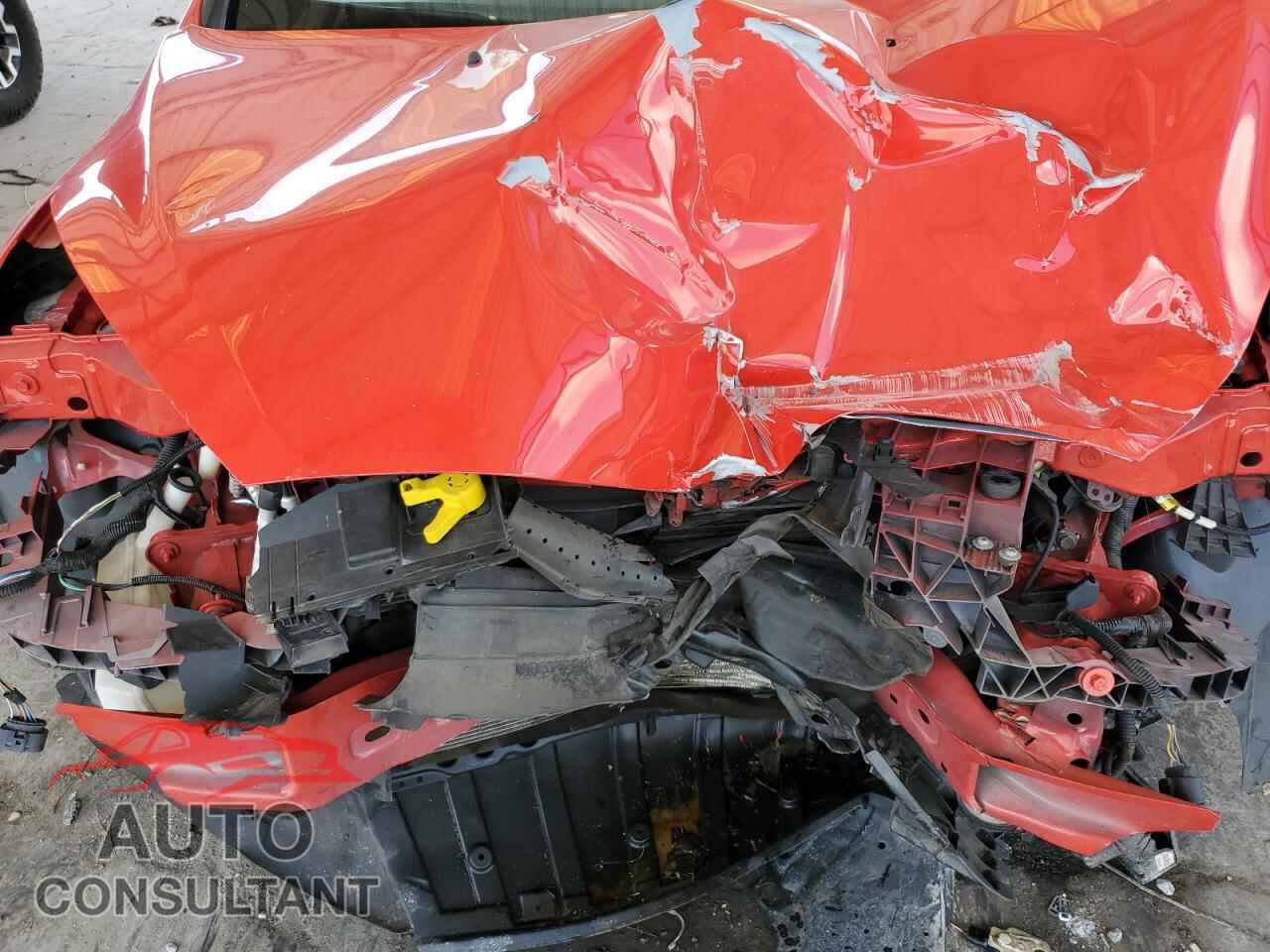 FORD FOCUS 2015 - 1FADP3F2XFL242525
