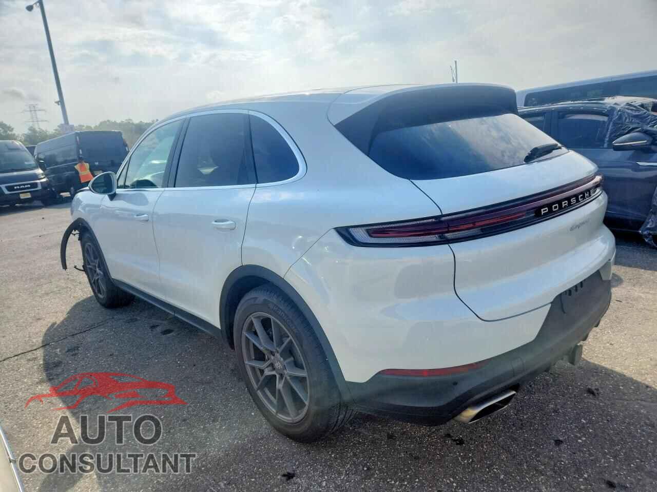 PORSCHE CAYENNE 2024 - WP1AA2AYXRDA01761