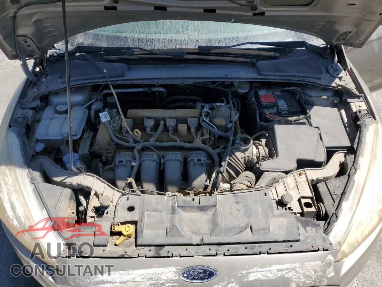 FORD FOCUS 2015 - 1FADP3F28FL210625