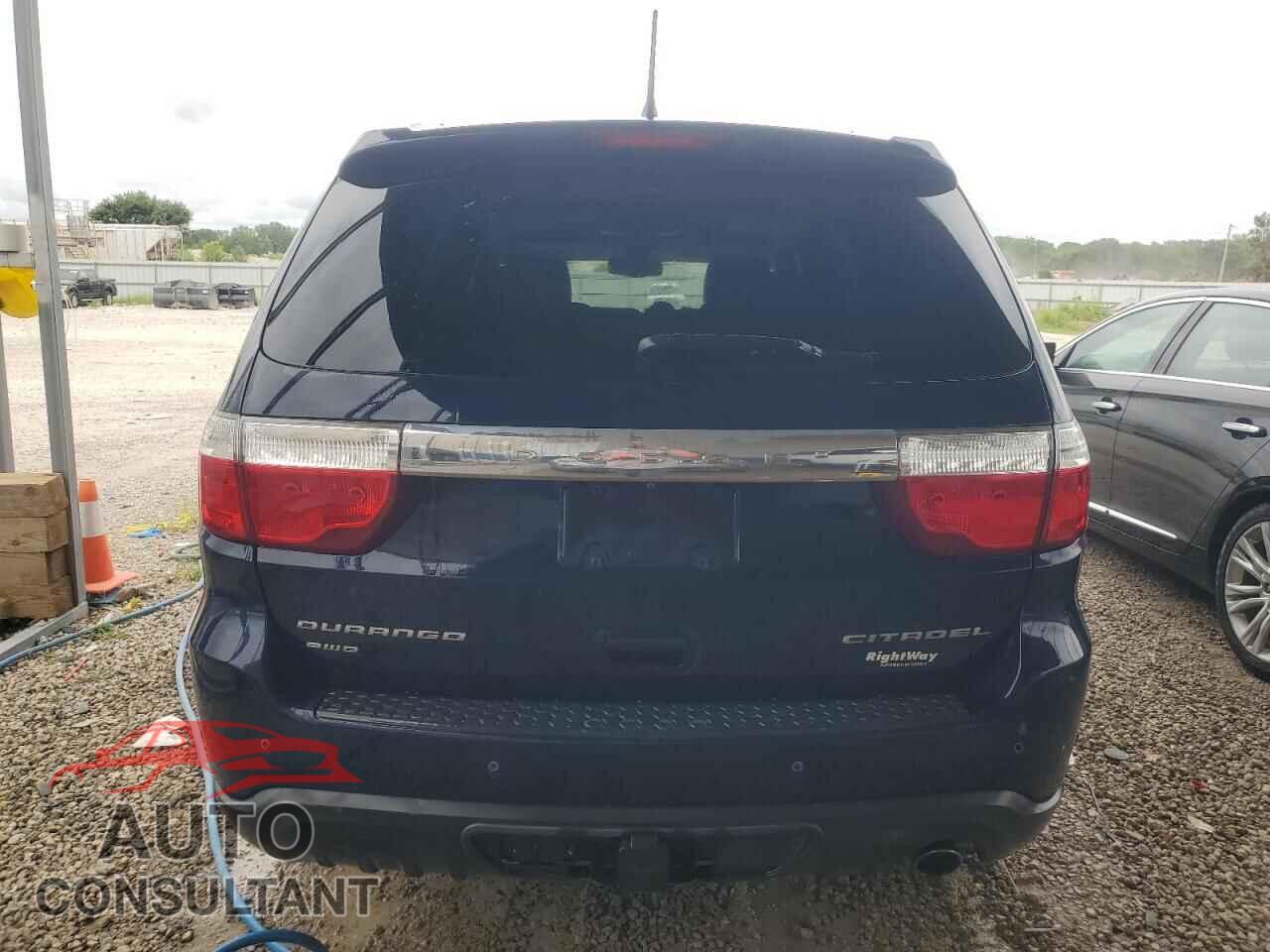 DODGE DURANGO 2013 - 1C4RDJEG1DC661158