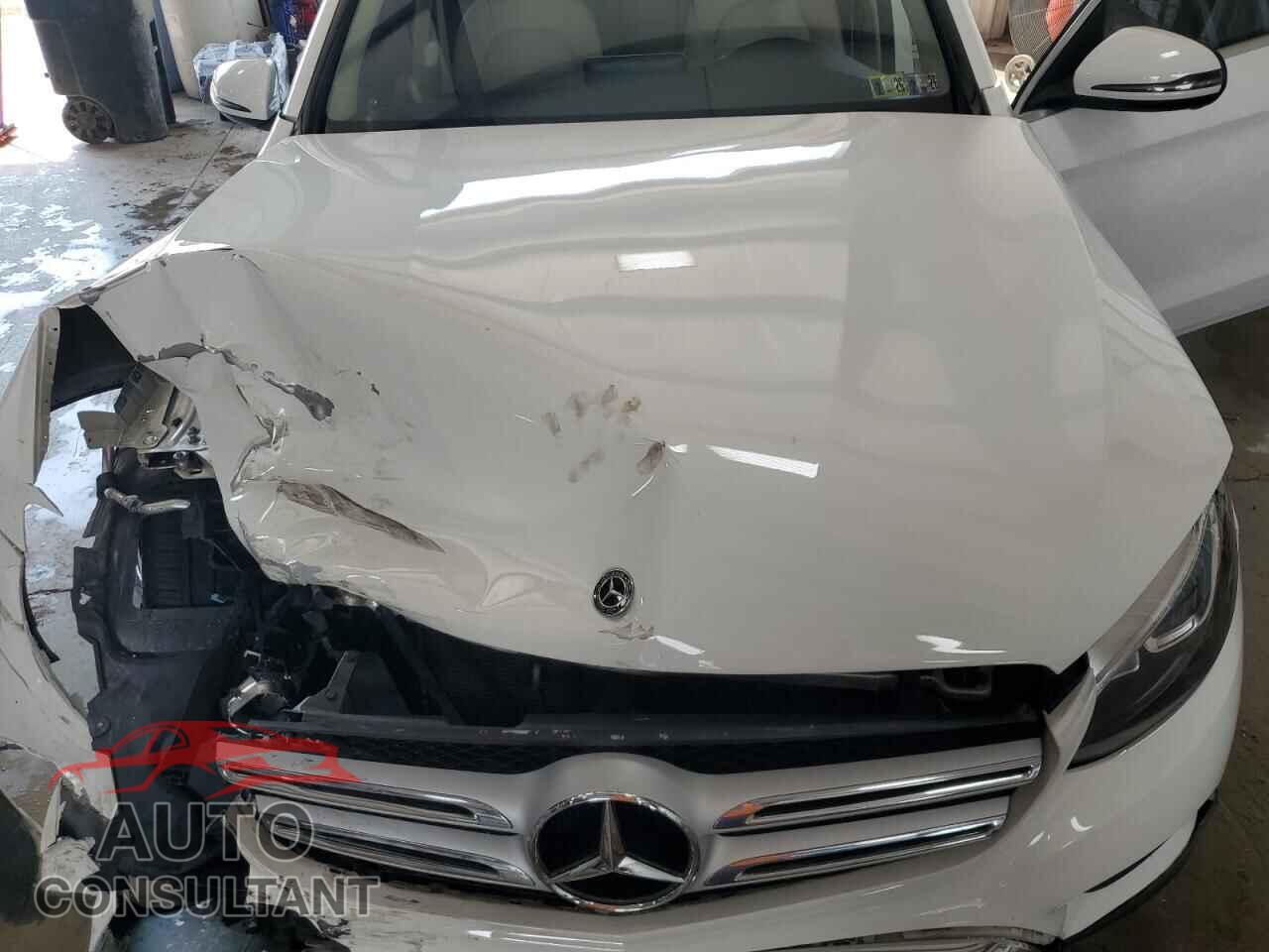 MERCEDES-BENZ GLC-CLASS 2019 - WDC0G5EB0KF559190