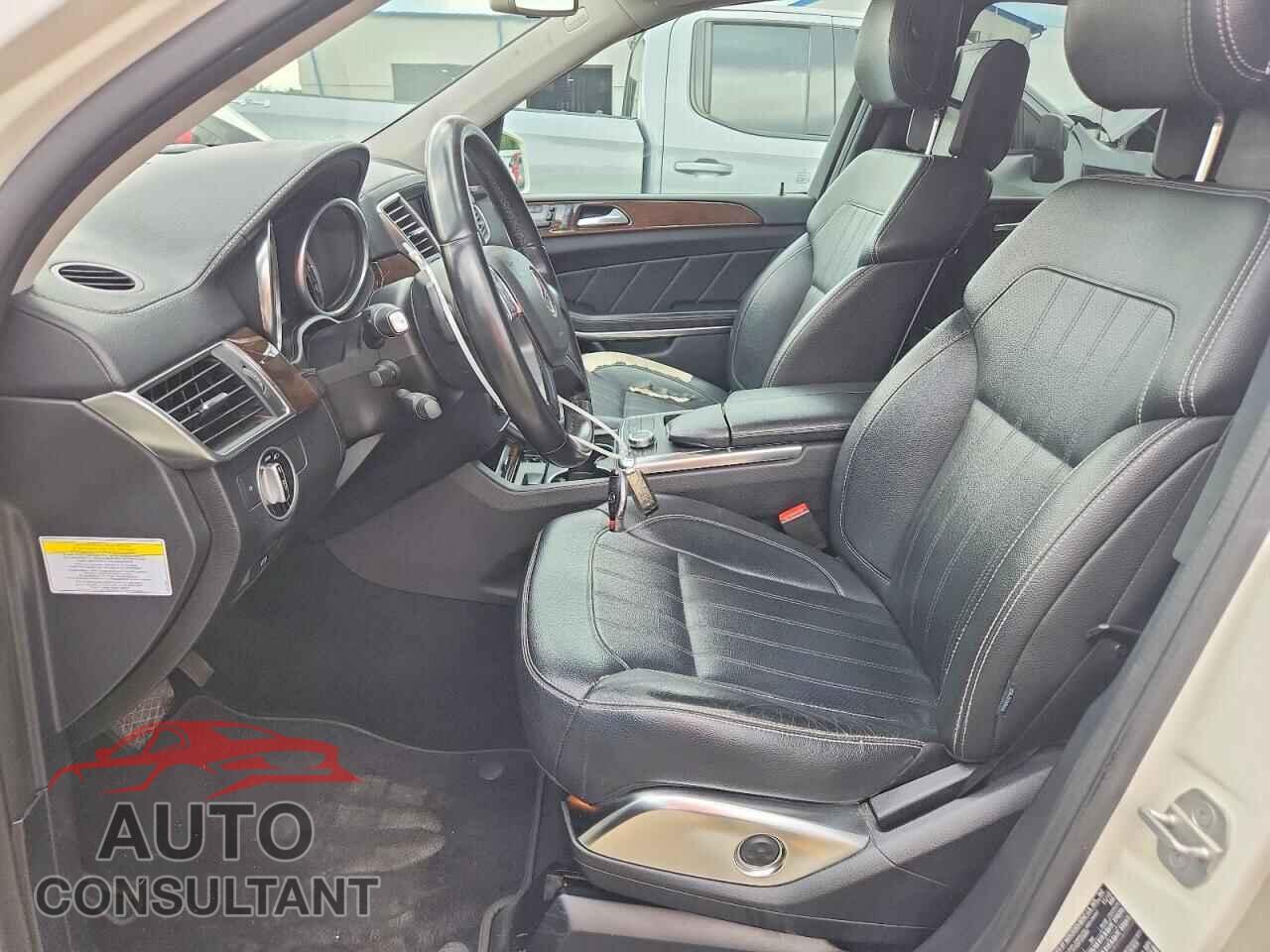 MERCEDES-BENZ GL-CLASS 2013 - 4JGDF7CE1DA156642