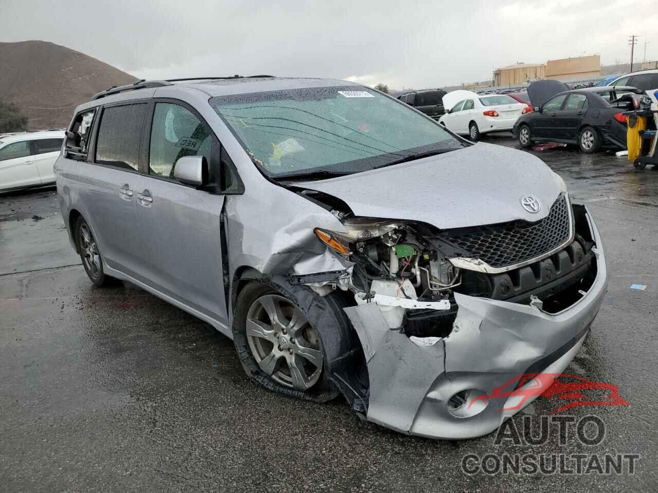 TOYOTA SIENNA 2017 - 5TDXZ3DC3HS800360