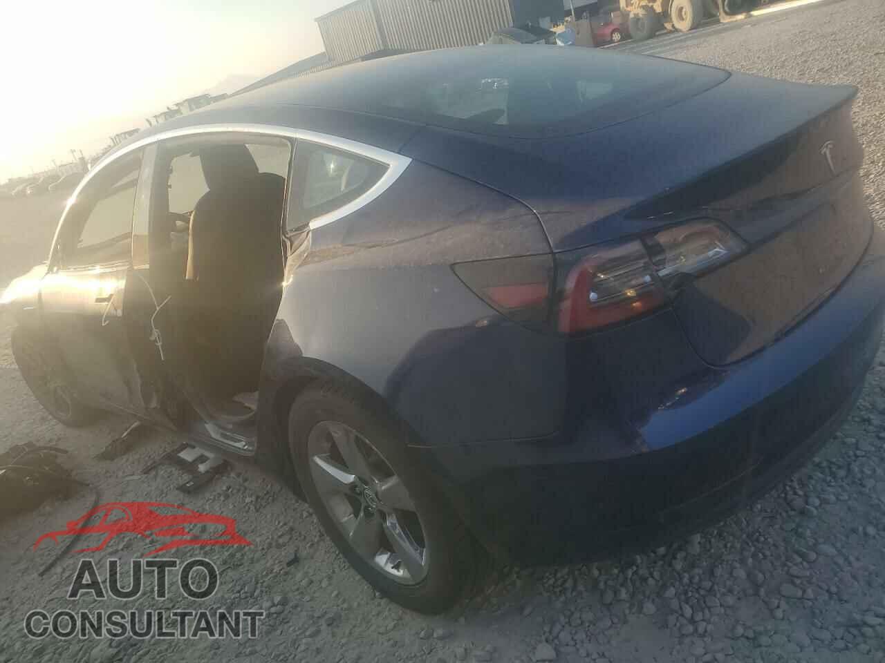 TESLA MODEL 3 2018 - 5YJ3E1EBXJF094602