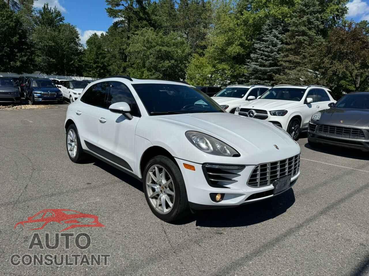 PORSCHE MACAN 2016 - WP1AB2A54GLB50415
