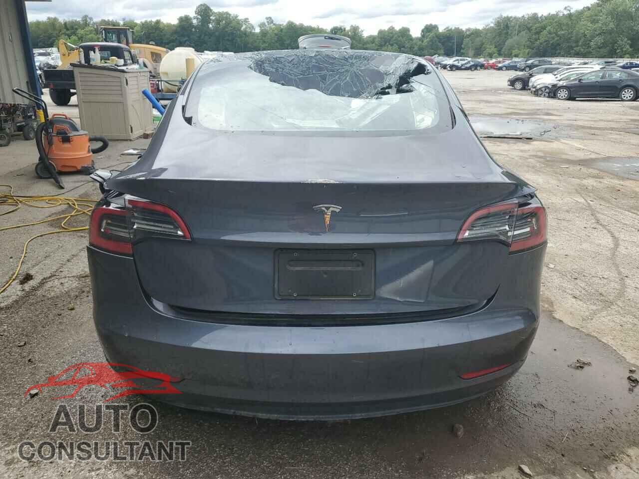 TESLA MODEL 3 2023 - 5YJ3E1EA3PF615921