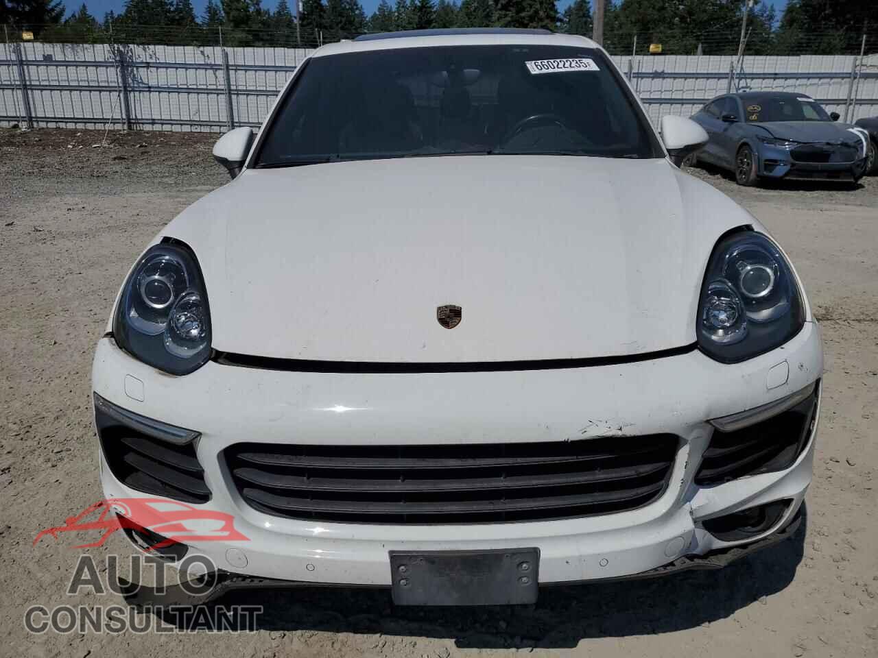 PORSCHE CAYENNE 2017 - WP1AA2A28HKA89859