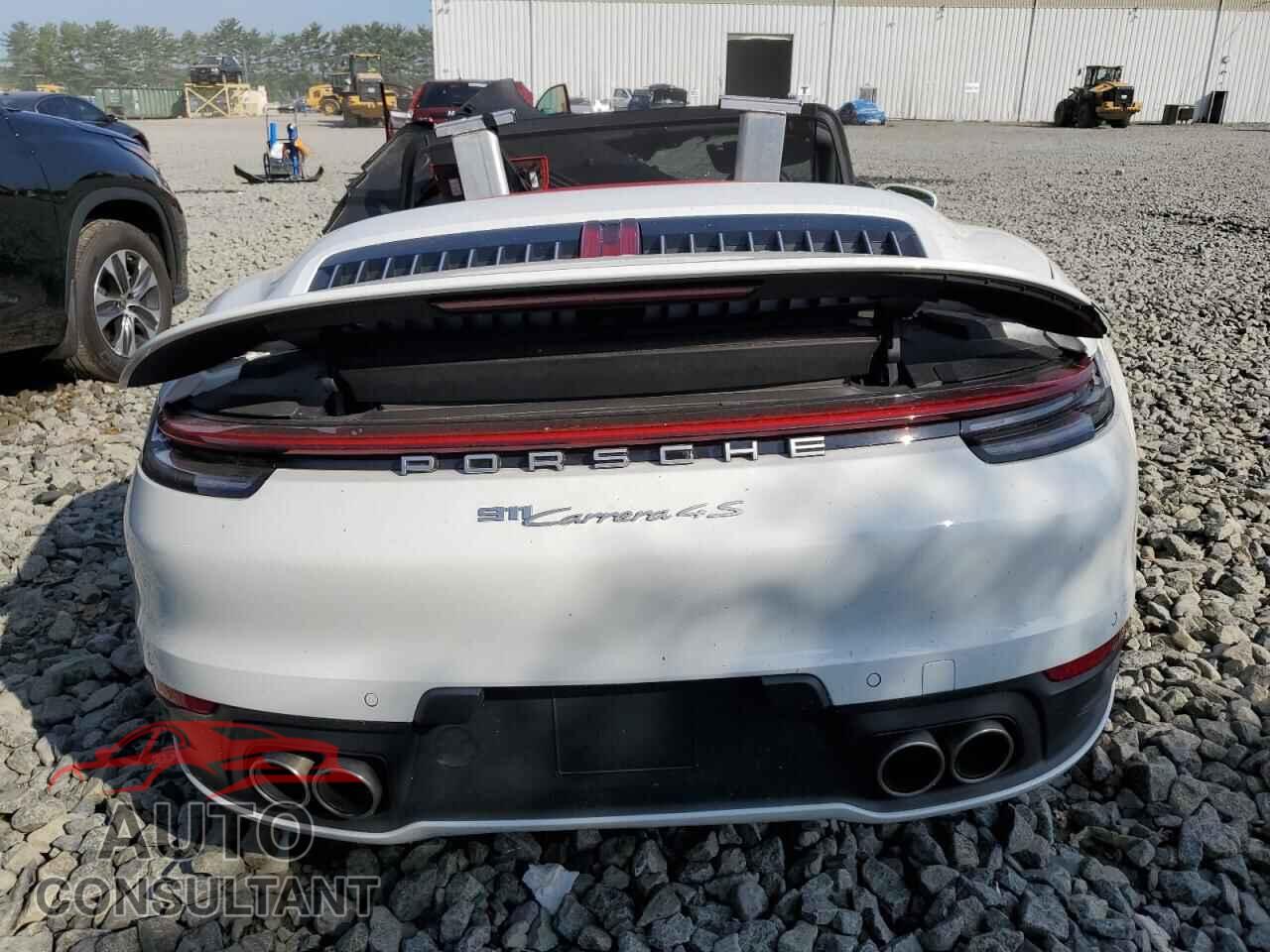 PORSCHE 911 2023 - WP0CB2A9XPS248156