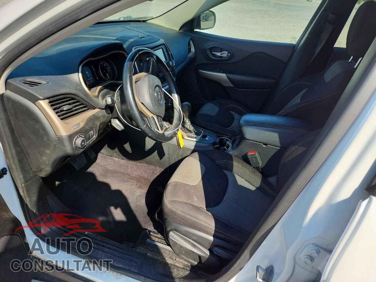 JEEP CHEROKEE 2018 - 1C4PJLCB1JD577172
