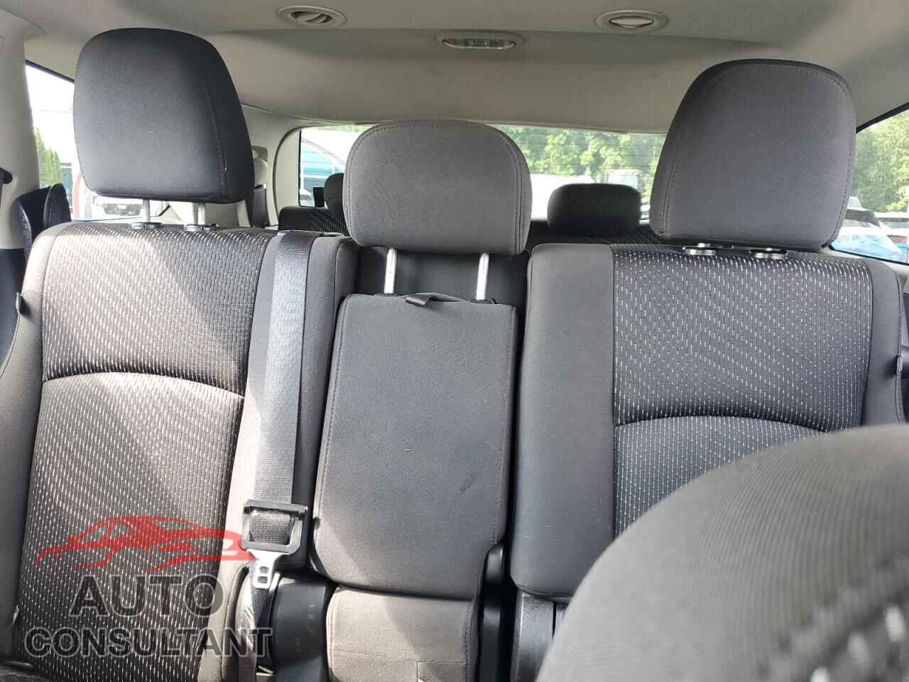 DODGE JOURNEY 2017 - 3C4PDDBG1HT525197