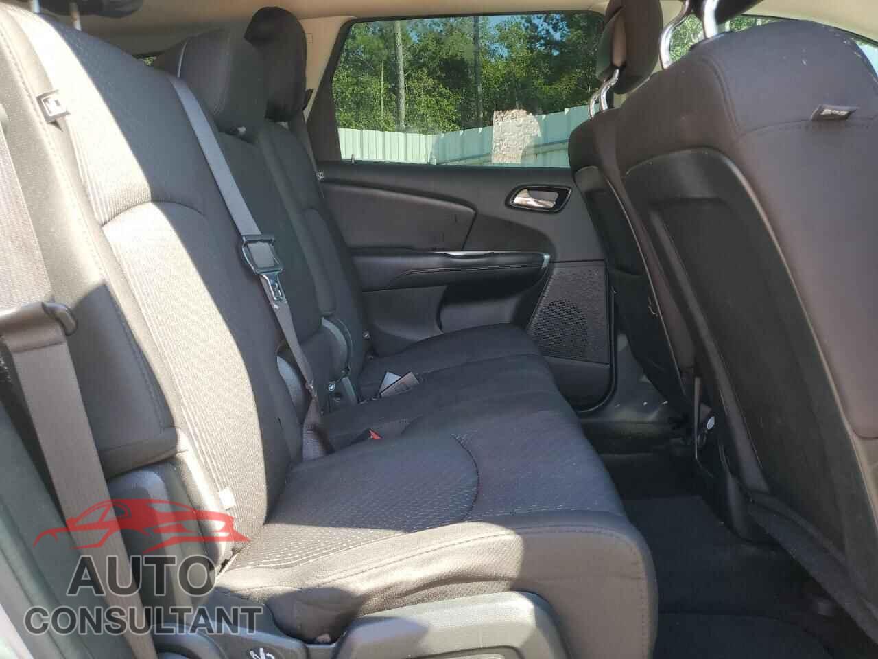 DODGE JOURNEY 2017 - 3C4PDCBG2HT518866