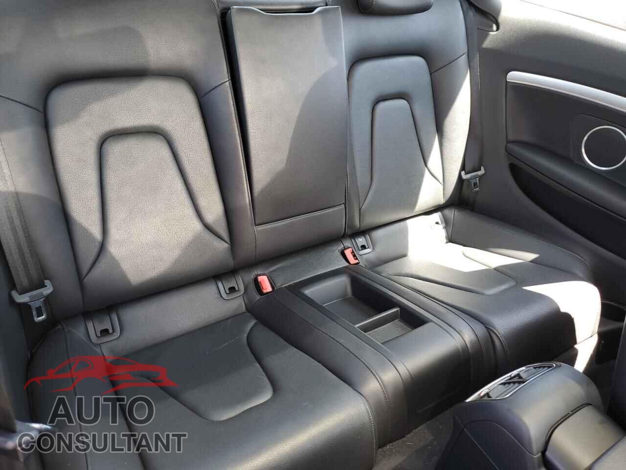 AUDI A5 2013 - WAULFAFR6DA000508