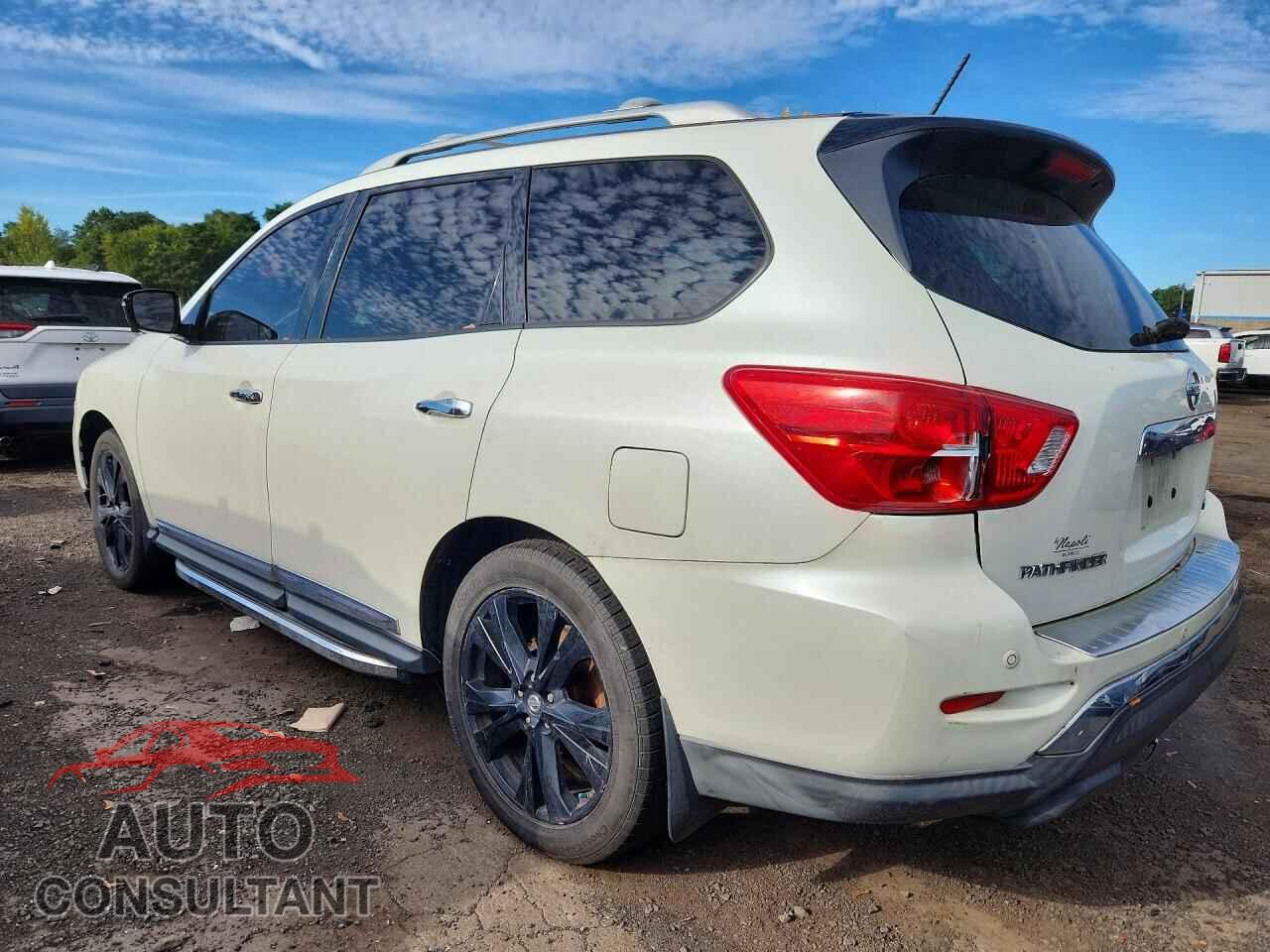 NISSAN PATHFINDER 2017 - 5N1DR2MM8HC660762