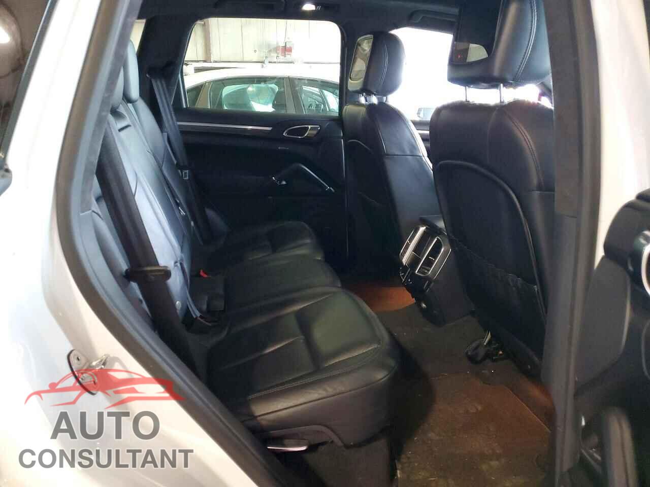 PORSCHE CAYENNE 2013 - WP1AC2A25DLA92328