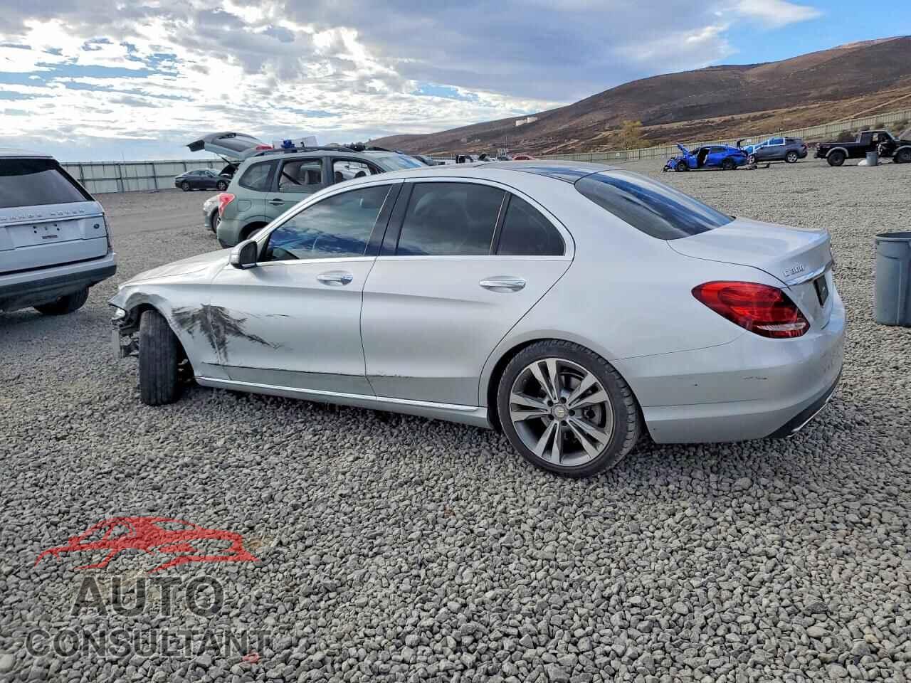 MERCEDES-BENZ C-CLASS 2015 - 55SWF4KB4FU024809