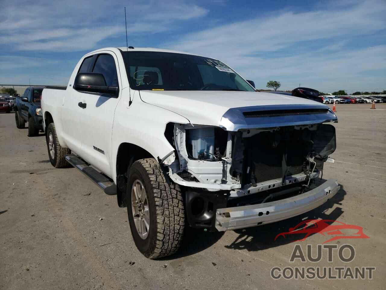 TOYOTA TUNDRA 2017 - 5TFRM5F12HX110155