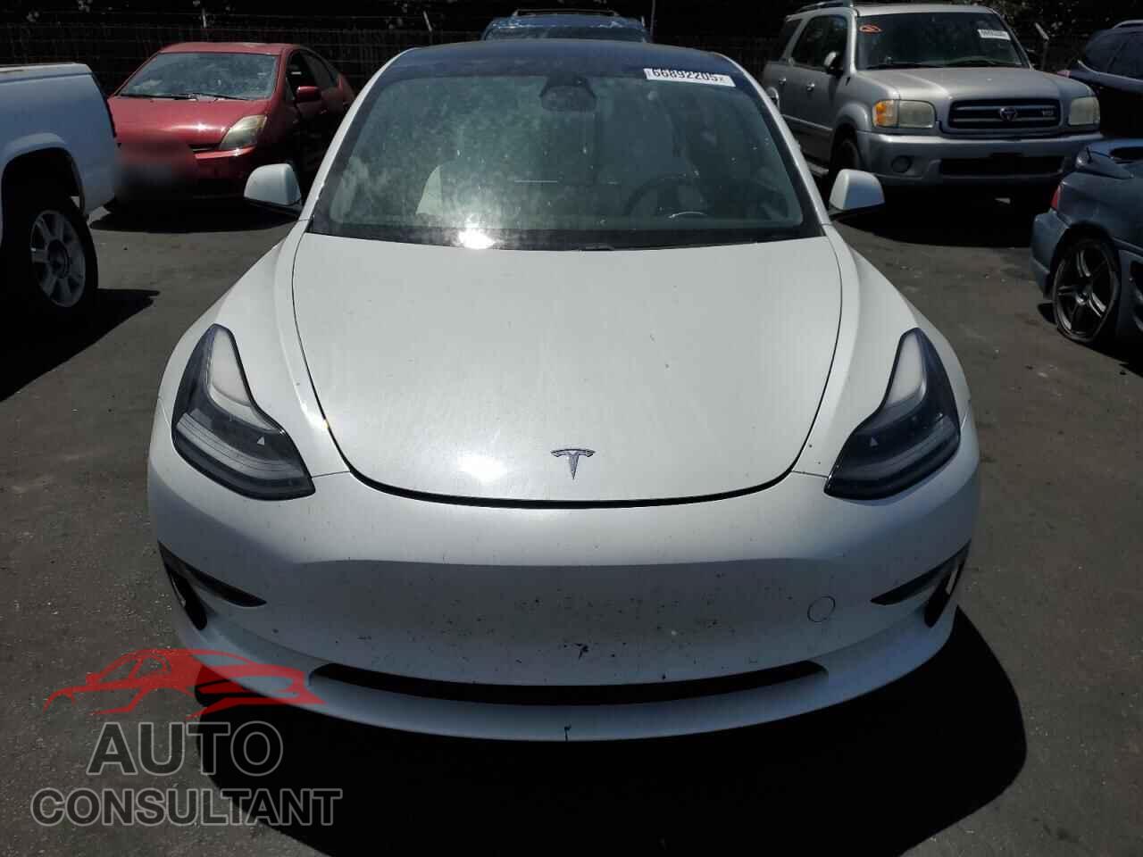 TESLA MODEL 3 2021 - 5YJ3E1EB2MF013371