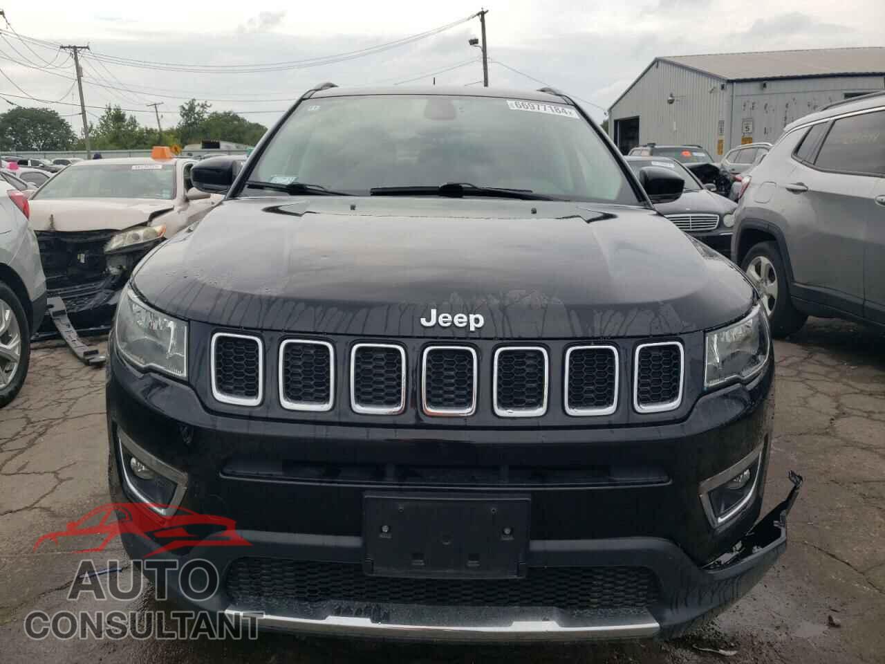 JEEP COMPASS 2018 - 3C4NJDCB0JT402502
