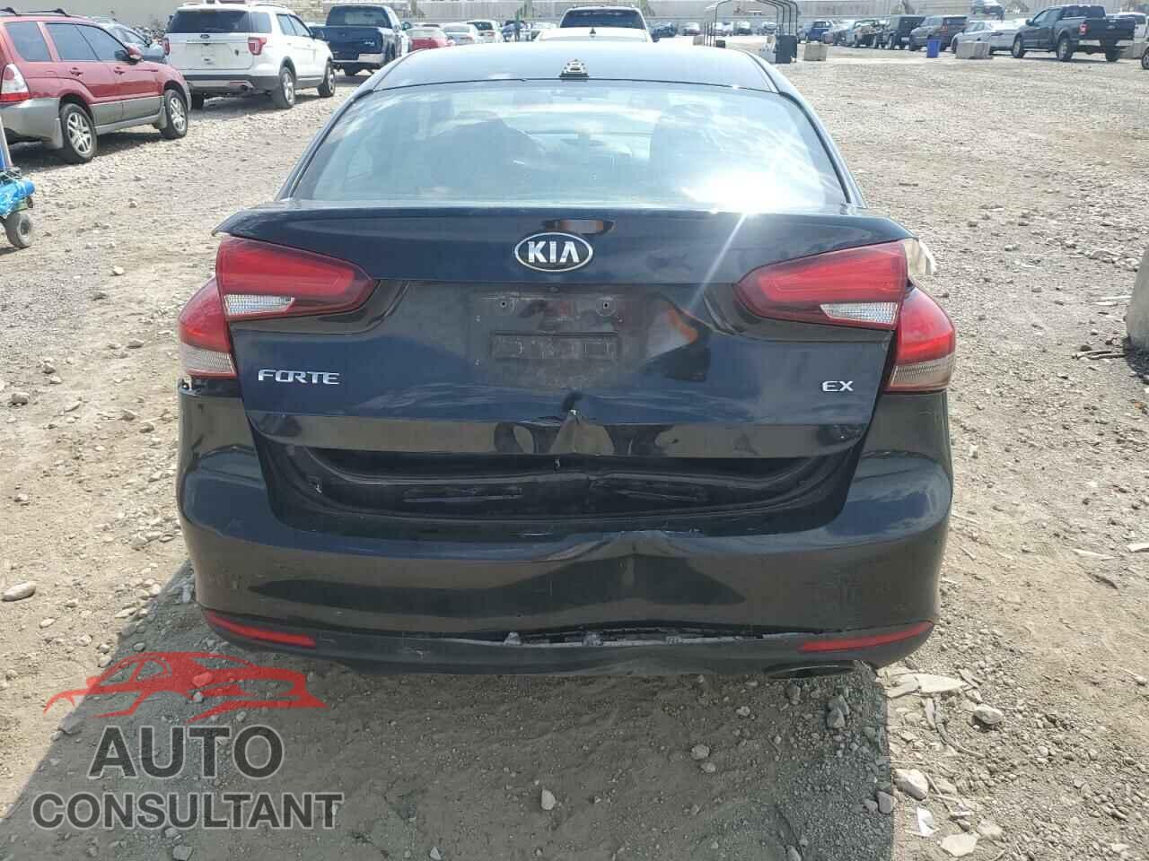 KIA FORTE 2017 - 3KPFL4A88HE092586