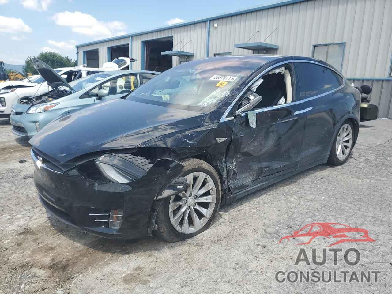 TESLA MODEL X 2016 - 5YJXCAE22GF003810