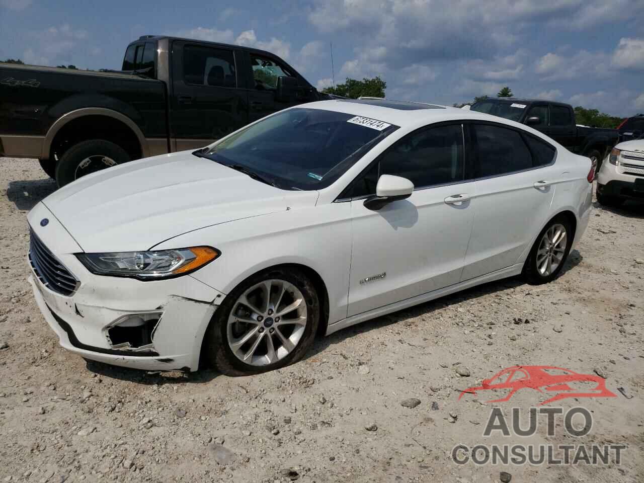 FORD FUSION 2019 - 3FA6P0LU4KR180922