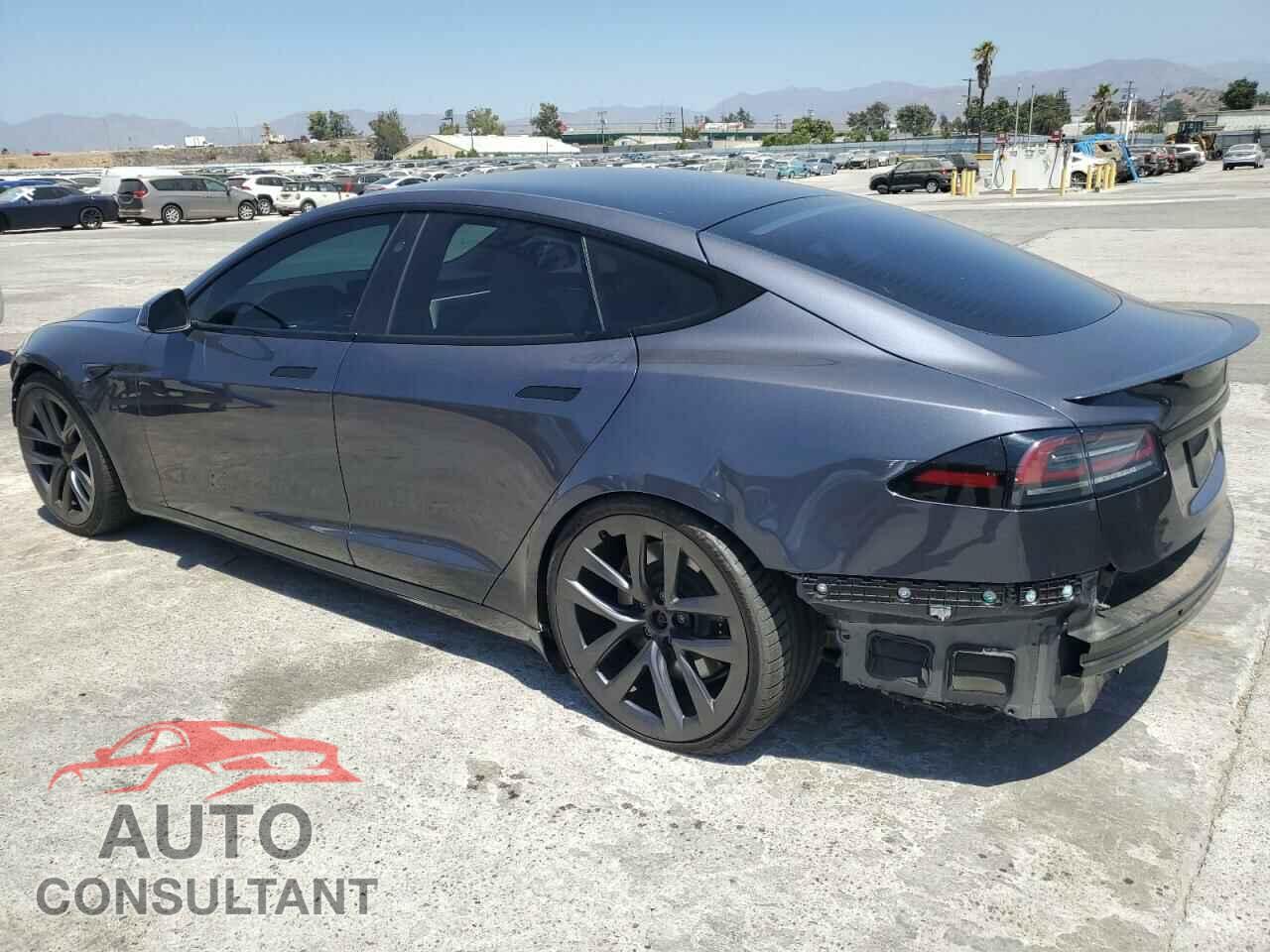 TESLA MODEL S 2022 - 5YJSA1E68NF473677