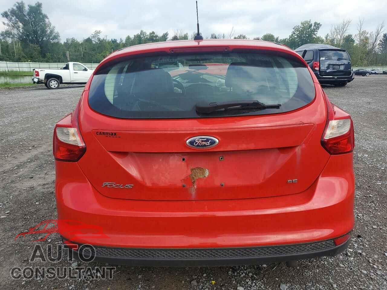 FORD FOCUS 2014 - 1FADP3K28EL213237