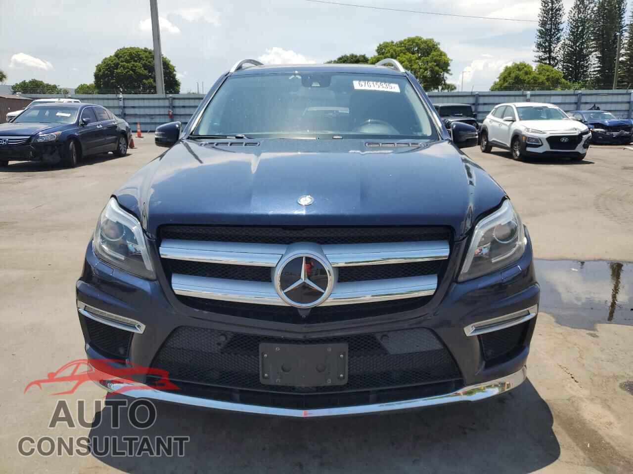MERCEDES-BENZ GL-CLASS 2015 - 4JGDF7DEXFA451448