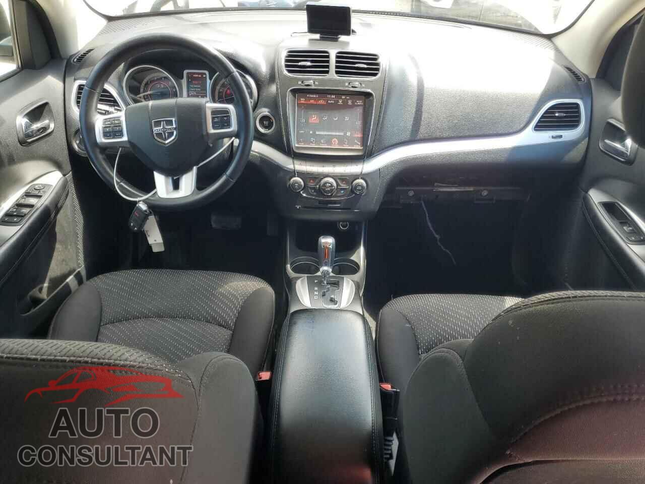 DODGE JOURNEY 2015 - 3C4PDCBB5FT580537
