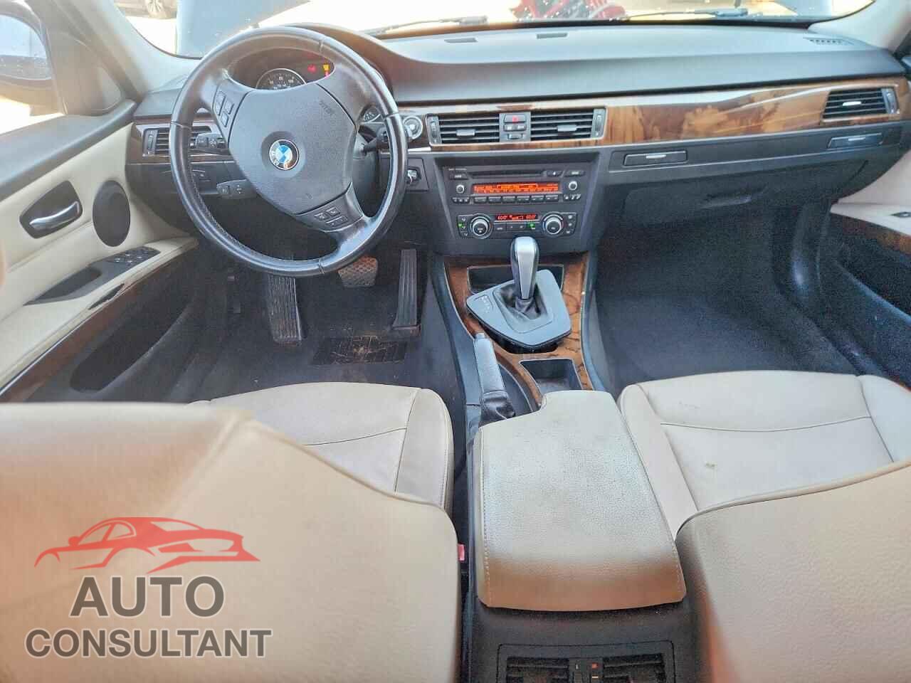 BMW 3 SERIES 2011 - WBAPH7C52BE851355