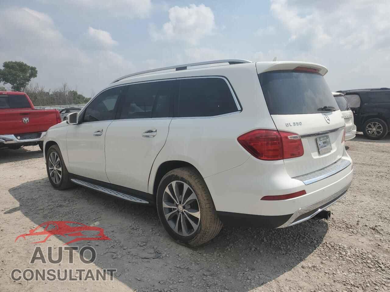 MERCEDES-BENZ GL-CLASS 2013 - 4JGDF2EE2DA219411