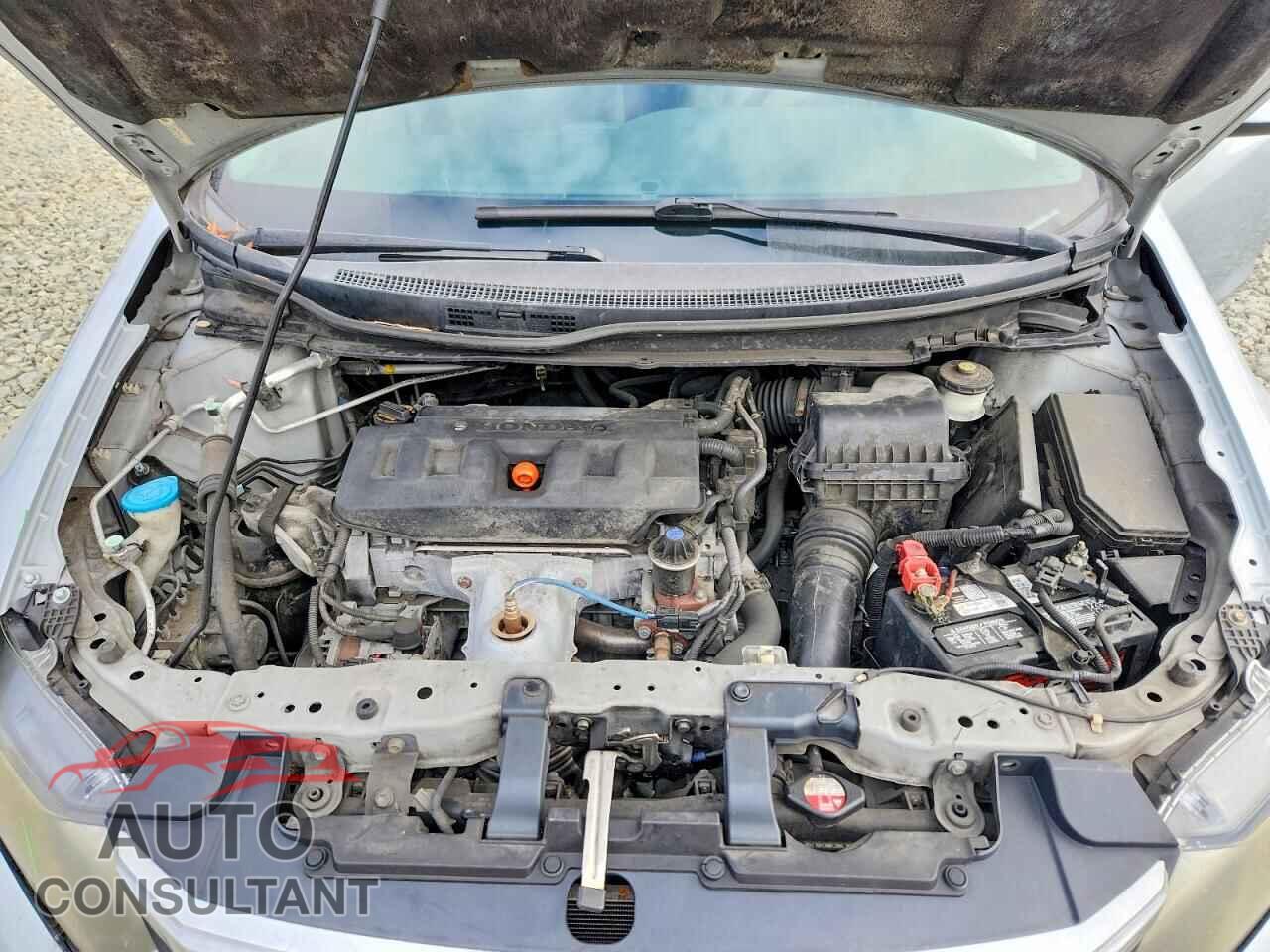 HONDA CIVIC 2012 - 2HGFB2F51CH598006