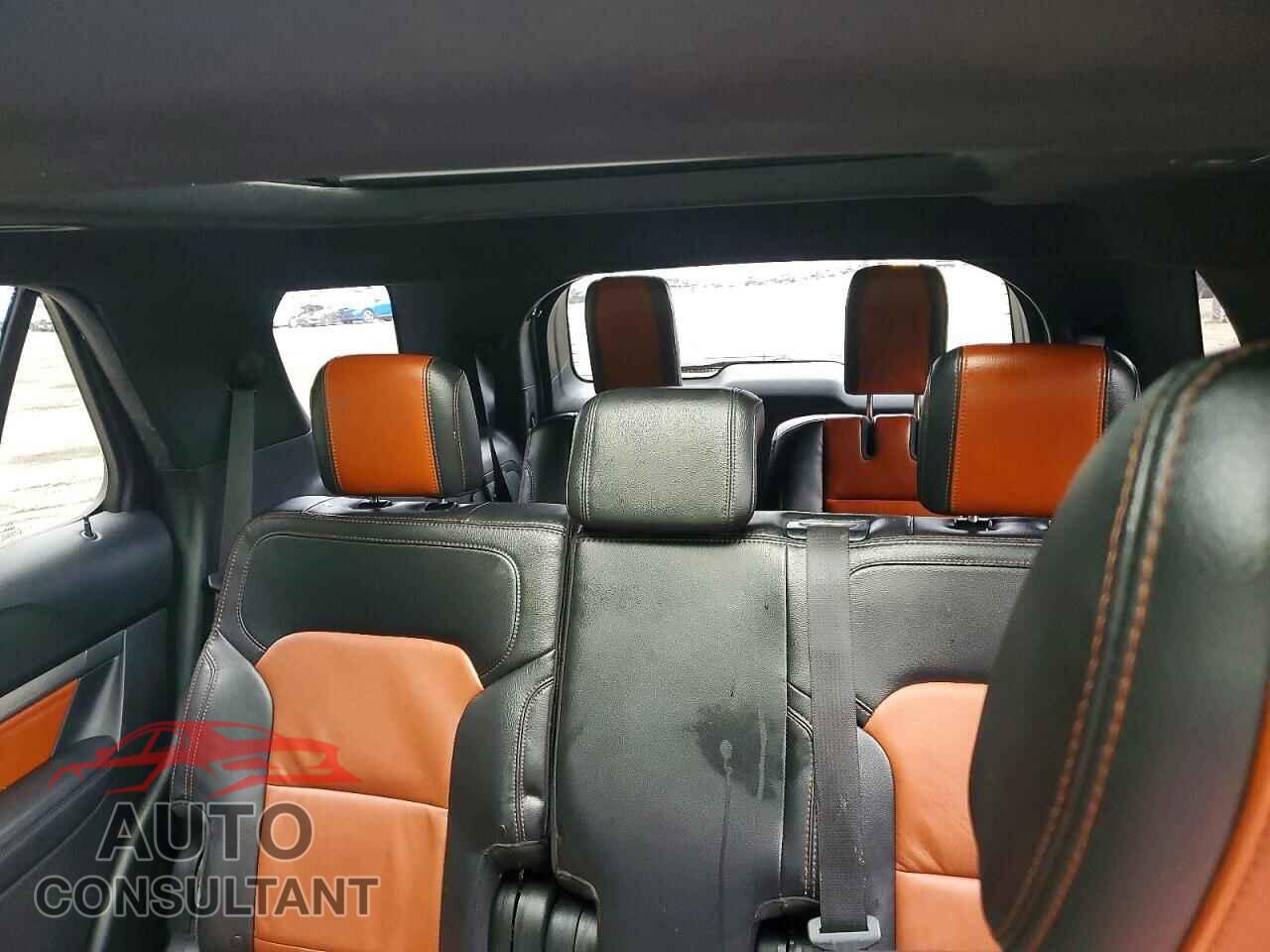 FORD EXPLORER 2019 - 1FM5K8D85KGA99516