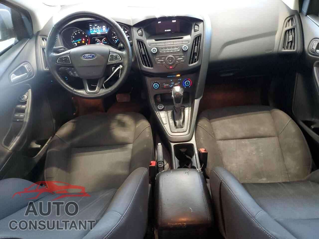 FORD FOCUS 2015 - 1FADP3F20FL281236